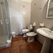 Hotel-Frassetto-Sardegna-camere-comfort-comfort_bagno_104